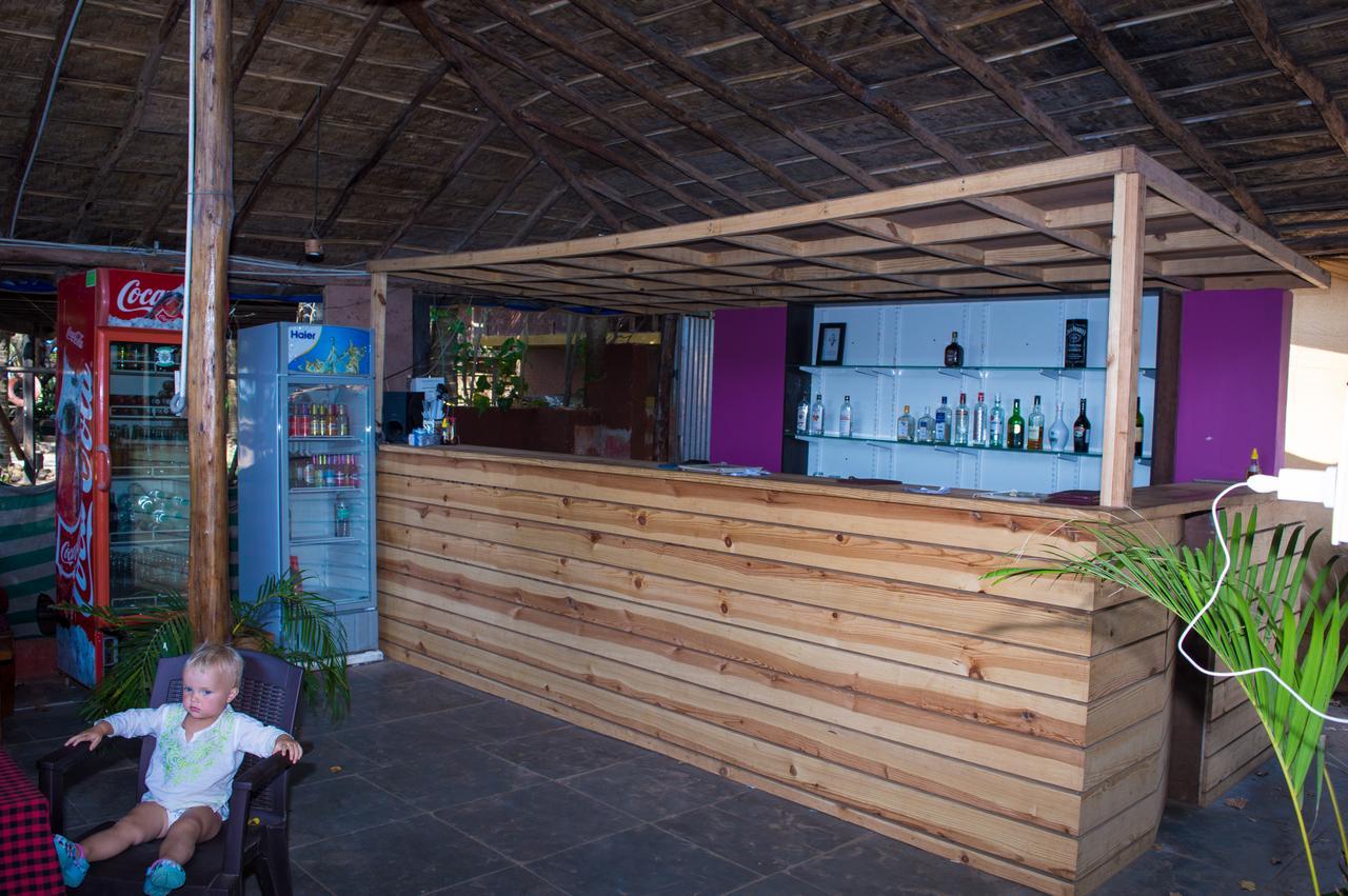 Ciiroc Hotel Morjim Exterior photo