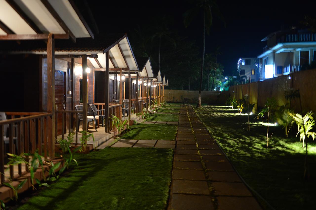 Ciiroc Hotel Morjim Exterior photo